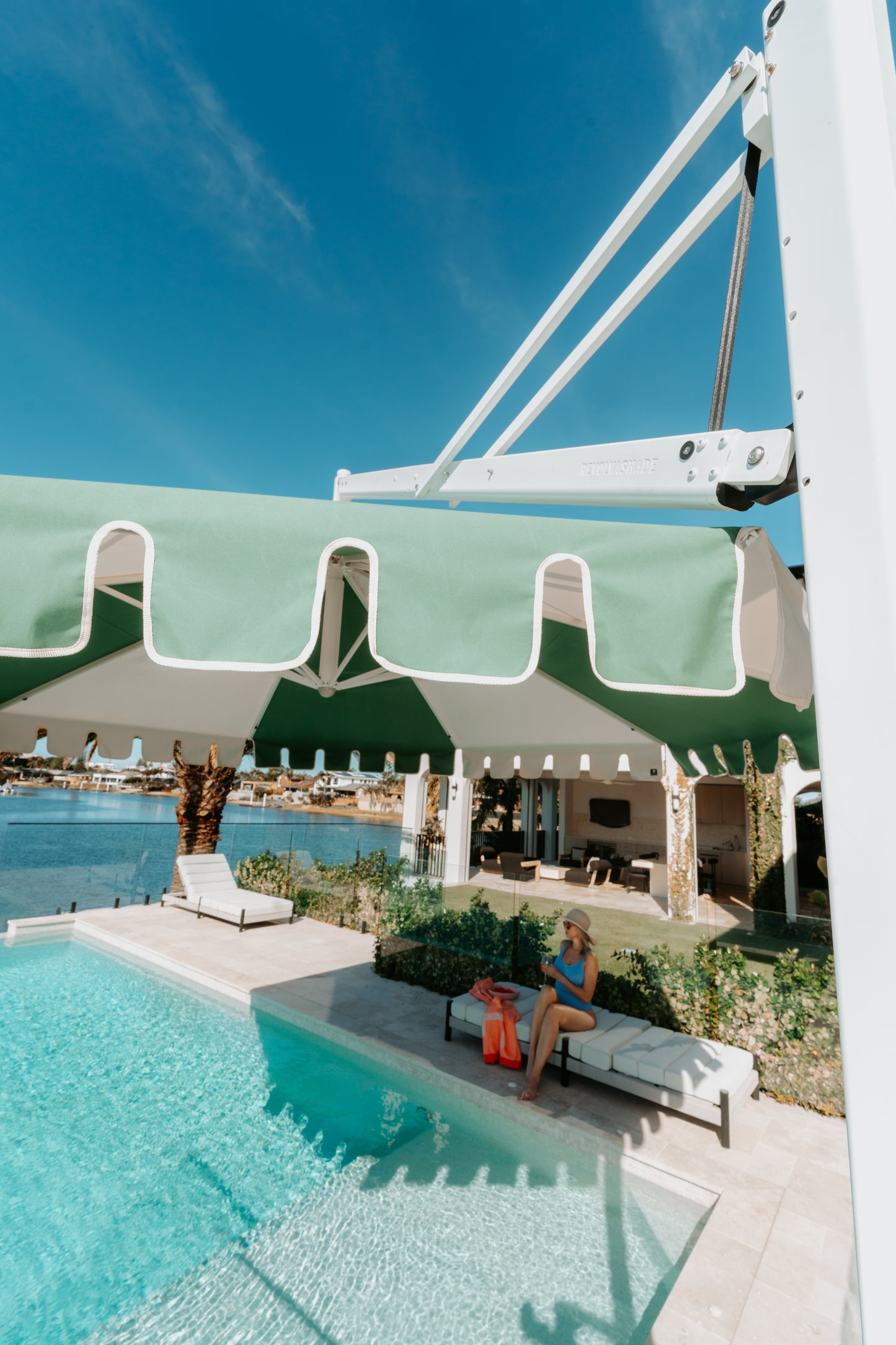 DESIGNER - PALM SPRINGS